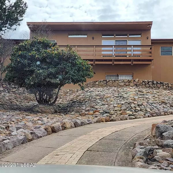 781 N Coronado Heights, Nogales, AZ 85621