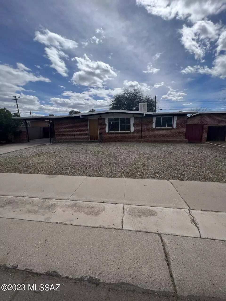 Tucson, AZ 85705,1509 W La Pasadita Street