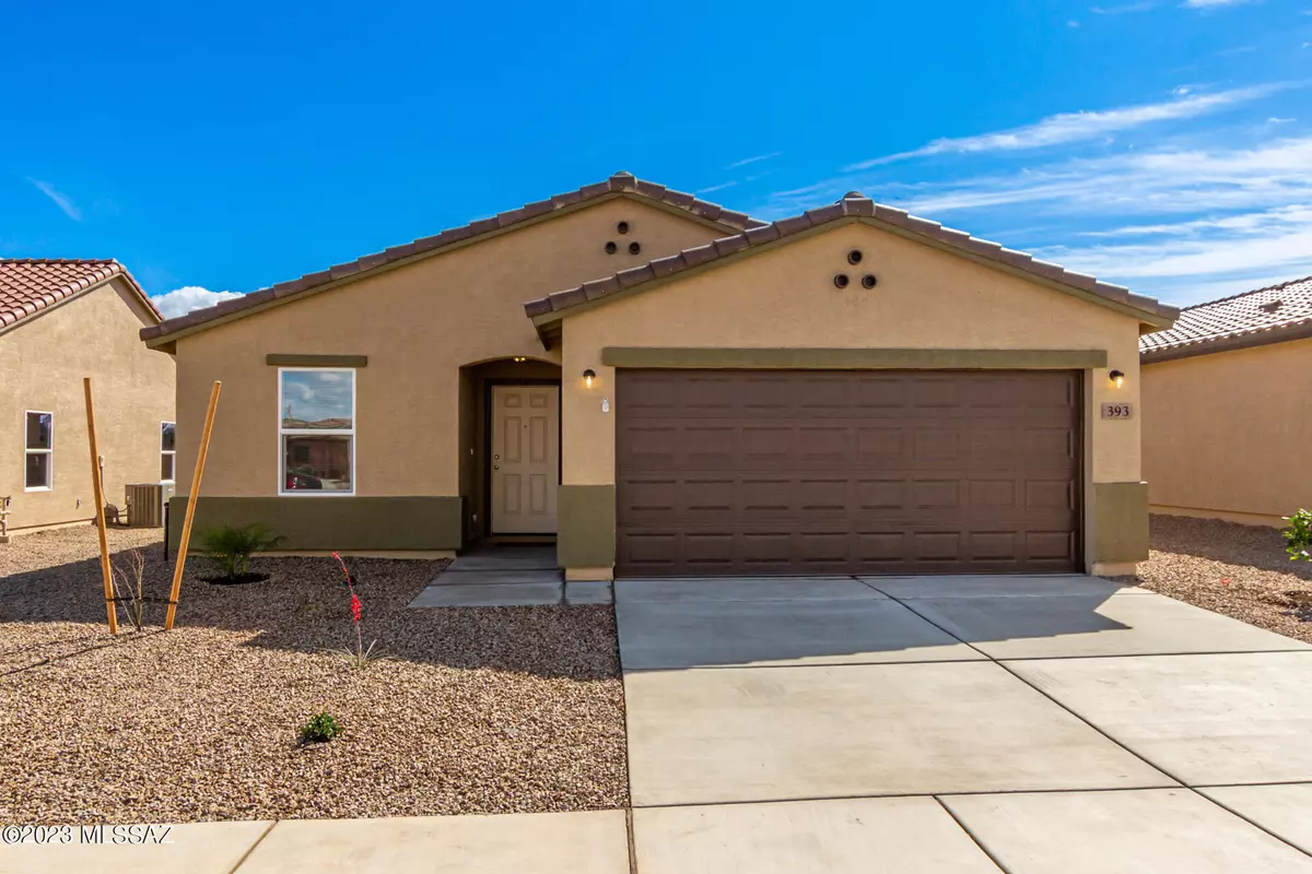 Benson, AZ 85602,393 S Juniper Street