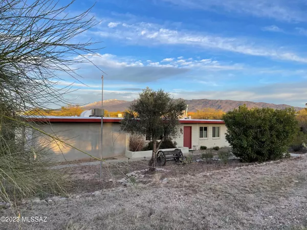 10402 E Calle Del Este, Tucson, AZ 85748