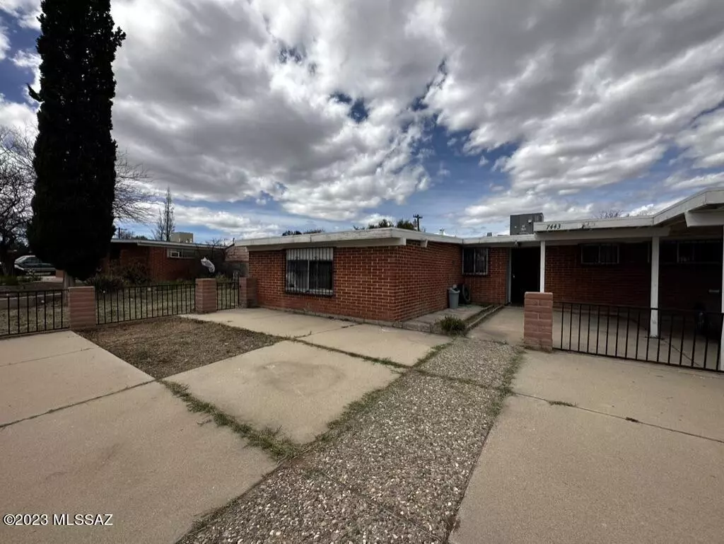 Tucson, AZ 85710,7443 E 29th Street