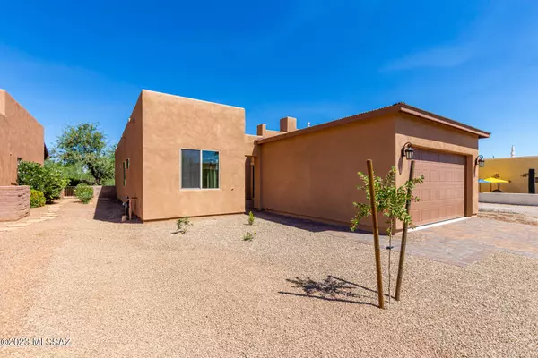 Tubac, AZ 85646,202 Market Circle