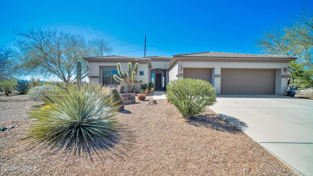 2422 W Calle Casas Lindas, Green Valley, AZ 85622