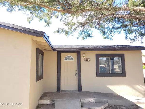 403 E Navajo Street, Huachuca City, AZ 85616