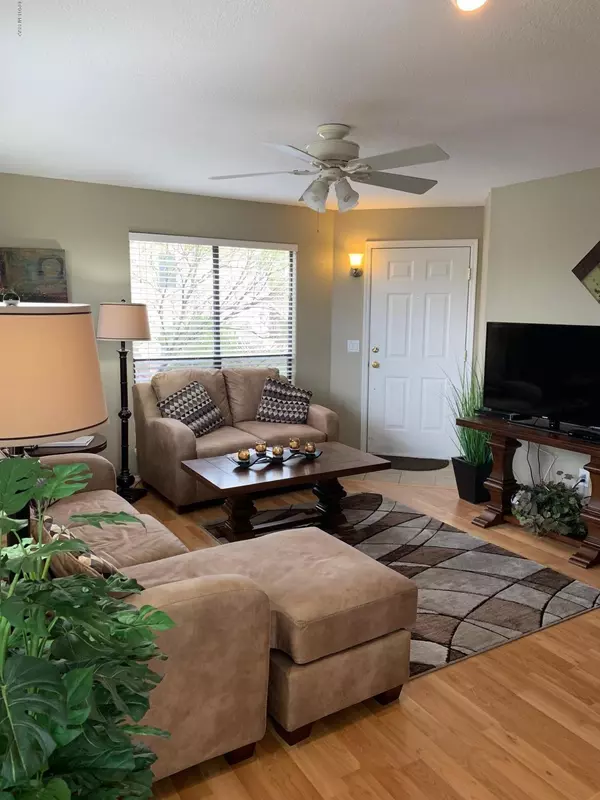 Tucson, AZ 85750,6655 N Canyon Crest #3216