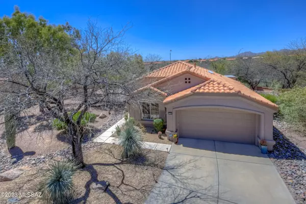 14049 N Desert Butte Drive, Oro Valley, AZ 85755