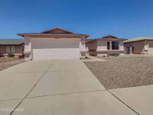 10261 E Woodhaven Lane, Tucson, AZ 85748