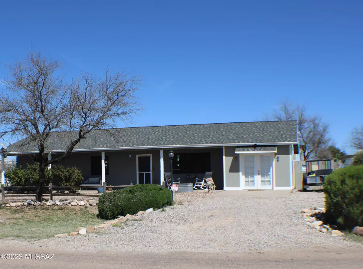 Benson, AZ 85602,563 N Mescal Road