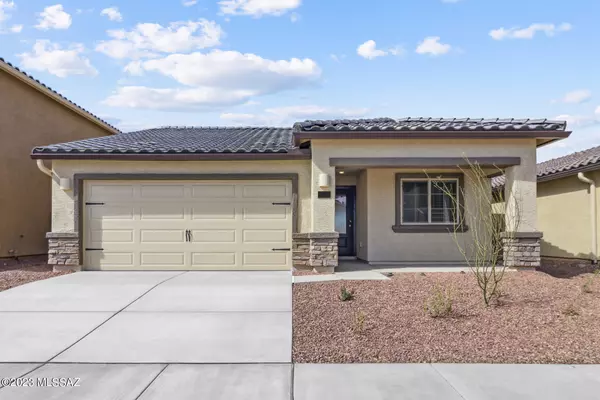 35034 S Iron Jaw Drive, Red Rock, AZ 85145