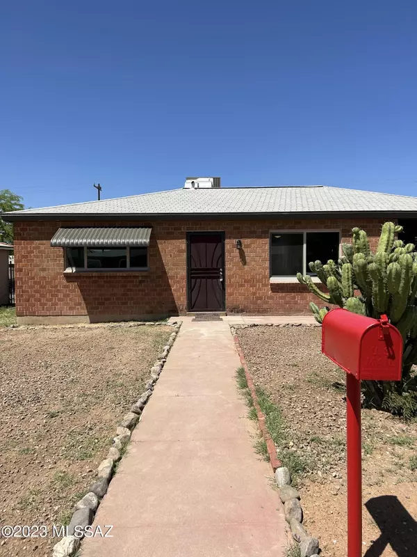 Tucson, AZ 85719,2427 E 21st Street