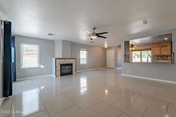 Sahuarita, AZ 85629,14590 S Sumac Drive