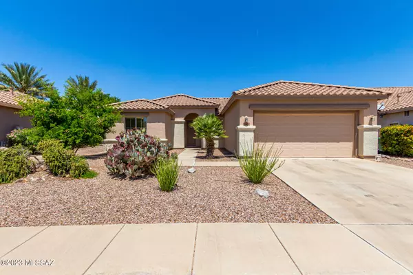 7968 W Wandering Spring Way, Tucson, AZ 85743