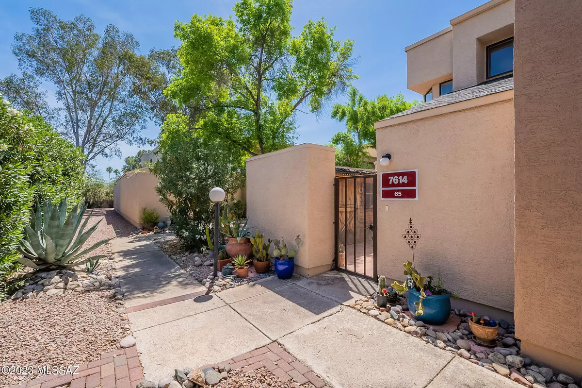 Tucson, AZ 85715,7614 E Callisto Circle #65