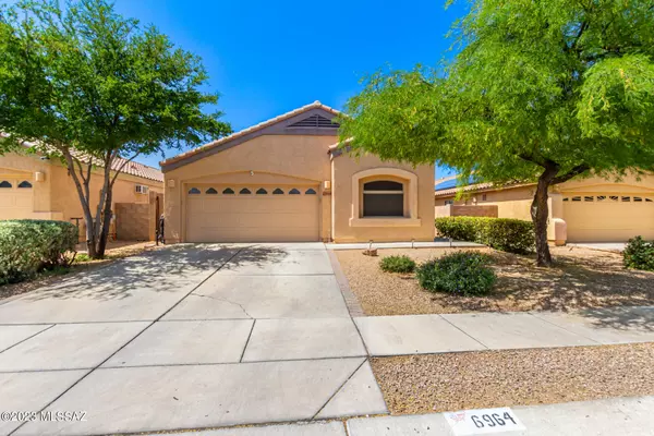 6964 S Spring Walk Drive, Tucson, AZ 85757