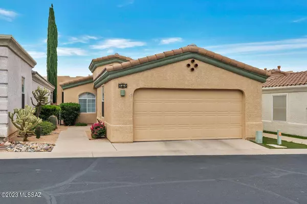 484 W Windham Boulevard, Green Valley, AZ 85614