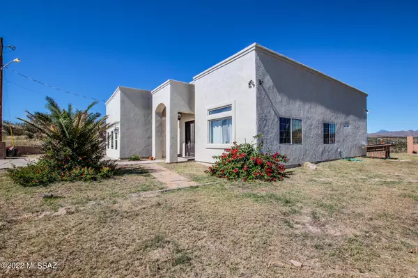 1015 Circulo Mendez, Rio Rico, AZ 85648