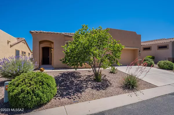 619 W Shadow Wood Street, Green Valley, AZ 85614