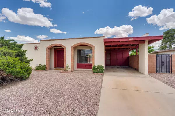 8472 E Wildcat Drive, Tucson, AZ 85730