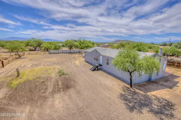 7021 S Headley Avenue, Tucson, AZ 85746