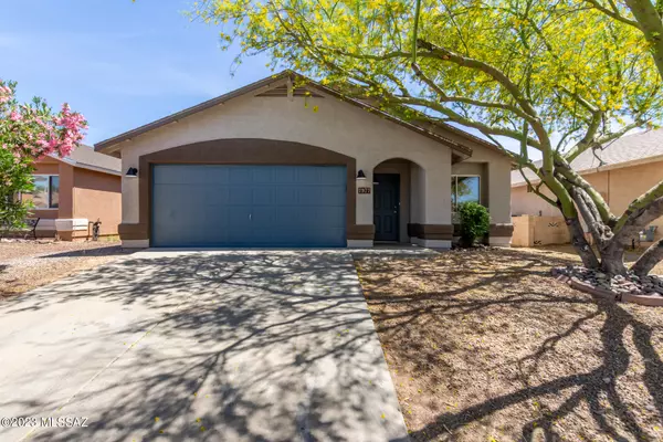 7977 S Lennox Lane, Tucson, AZ 85747