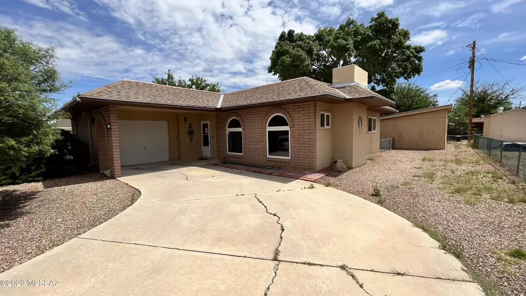 304 N Sage Street, Pearce, AZ 85625