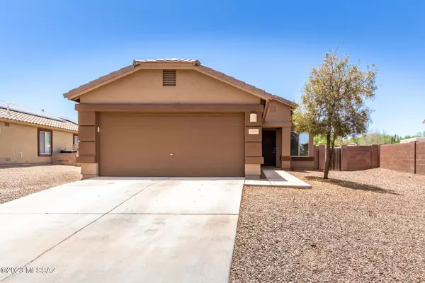 11869 W Thomas Arron Drive, Marana, AZ 85653