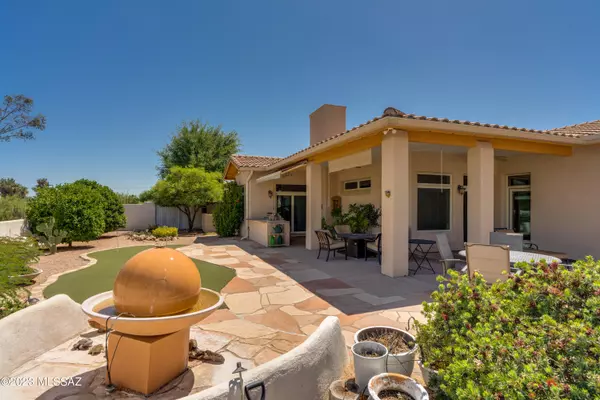 2926 W Fairway View Circle,  Tucson,  AZ 85742