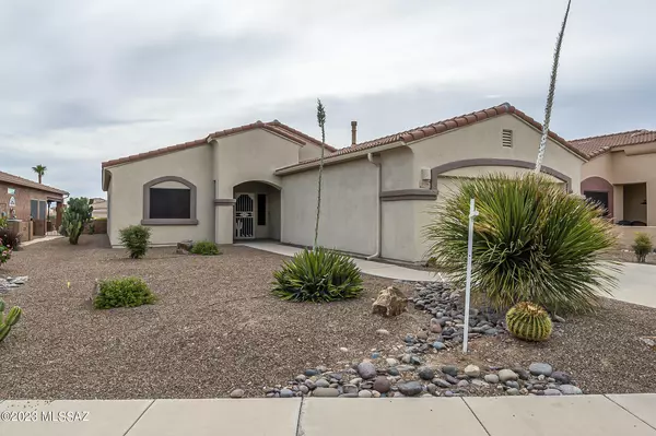 2335 S Via Pompilo, Green Valley, AZ 85614