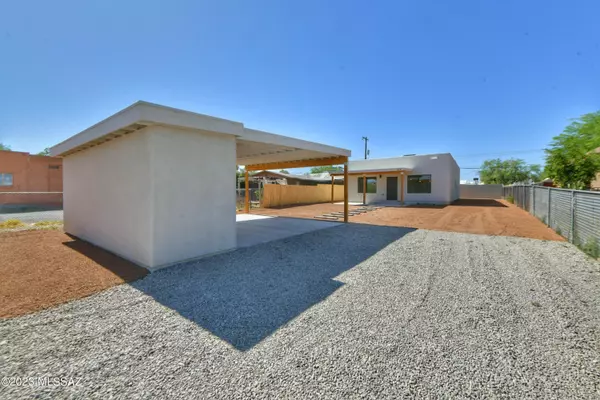 135 W 26Th Street, Tucson, AZ 85713