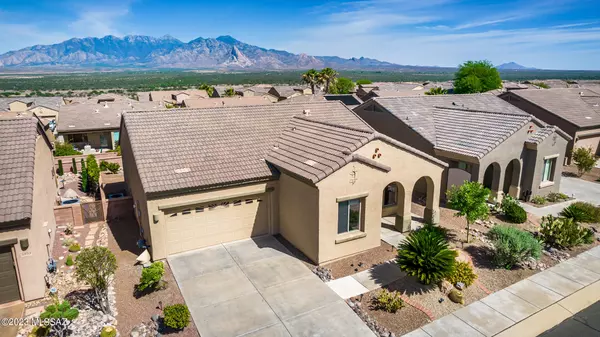 5865 S Azure Vista Way, Green Valley, AZ 85622