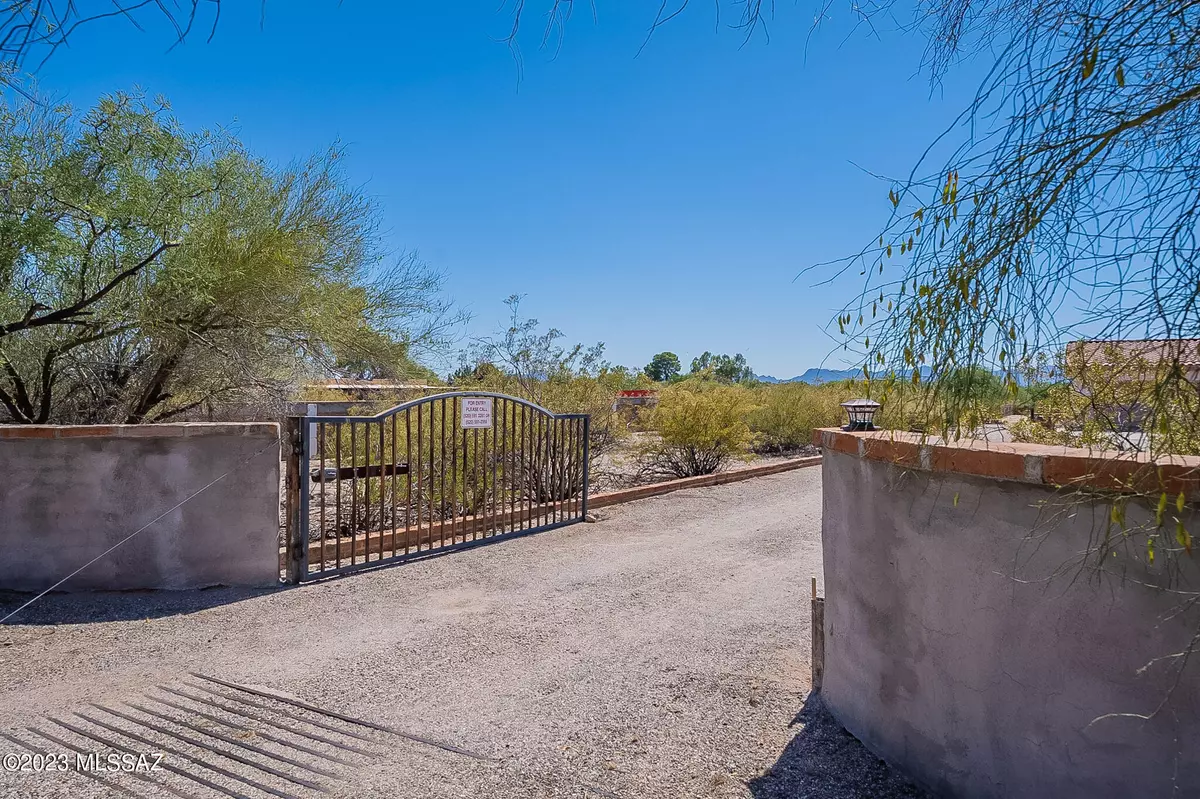 Tucson, AZ 85718,3895 N Alvernon Way