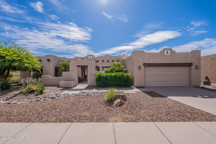 622 N Avenida Cipres, Green Valley, AZ 85614