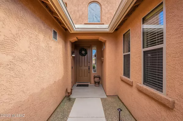 Sahuarita, AZ 85629,733 W Camino Tunera