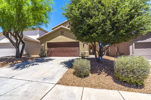 Green Valley, AZ 85614,648 W Desert Blossom Drive