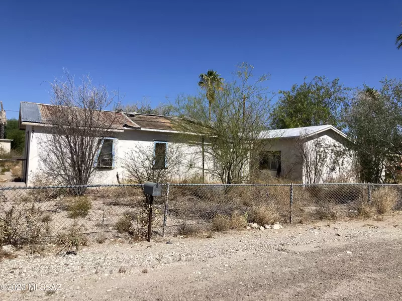 1211 N Thompson Avenue, Ajo, AZ 85321