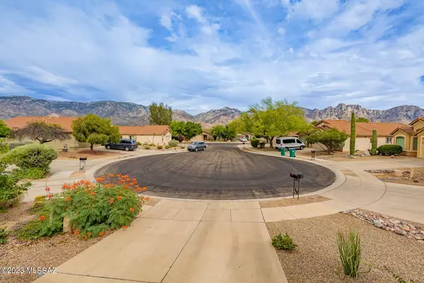 Oro Valley, AZ 85755,2338 E Wide View Court