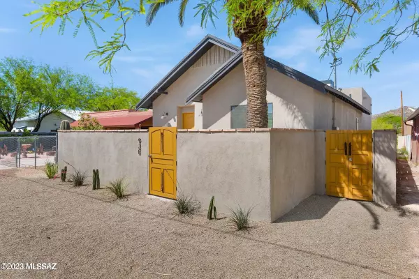 930 S 8Th Avenue, Tucson, AZ 85701