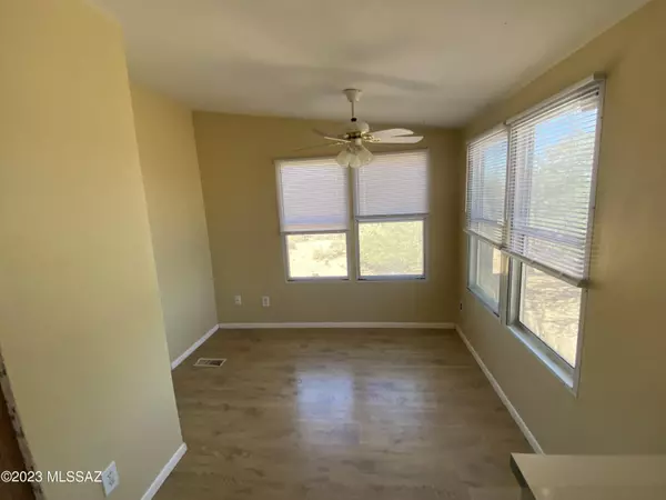 Tucson, AZ 85743,10305 W Orange Grove Road #3