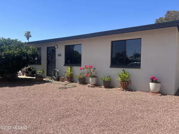 6824 E Nelson Drive, Tucson, AZ 85730