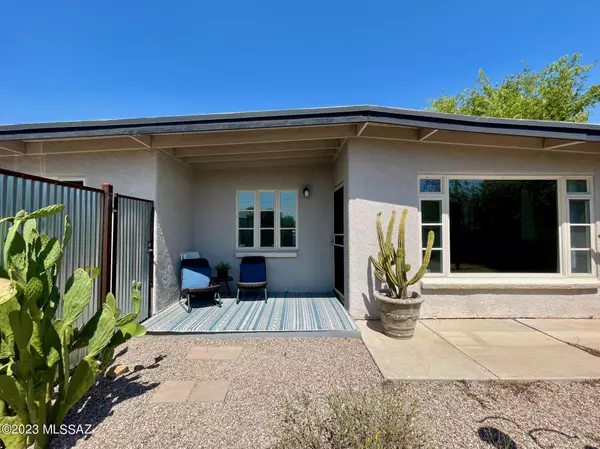 110 N Melwood Avenue, Tucson, AZ 85745