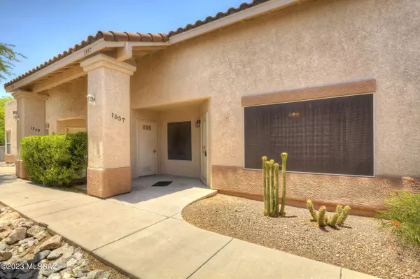 1557 N Paseo La Tinaja, Green Valley, AZ 85614