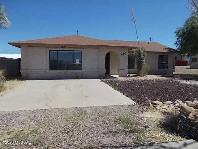 Safford, AZ 85546,645 W Roadrunner Street