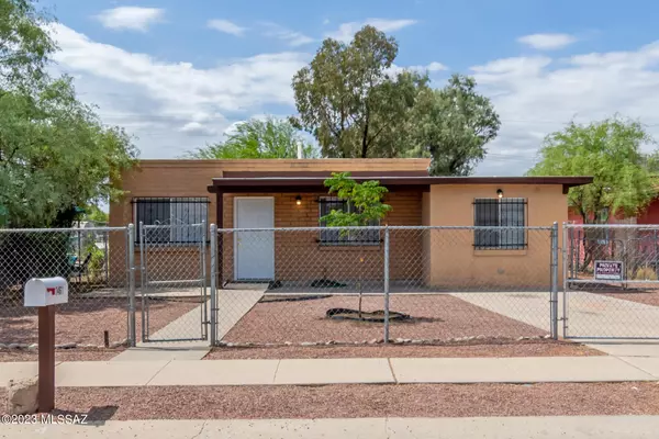 1461 W Delaware Street, Tucson, AZ 85745