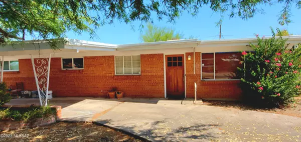 6129 E Hawthorne Street, Tucson, AZ 85711