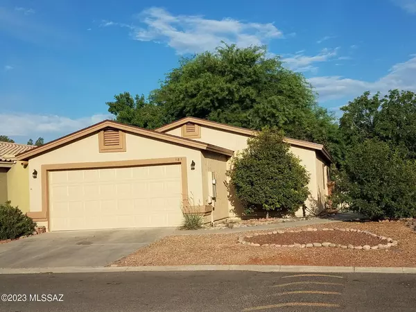 181 E Camino De Diana, Green Valley, AZ 85614