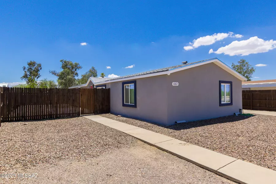 10821 W Grier Road, Marana, AZ 85658