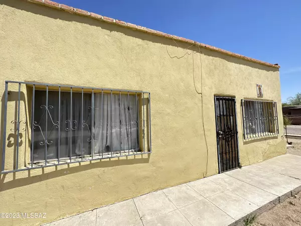 604 N Columbia Avenue, Tucson, AZ 85745