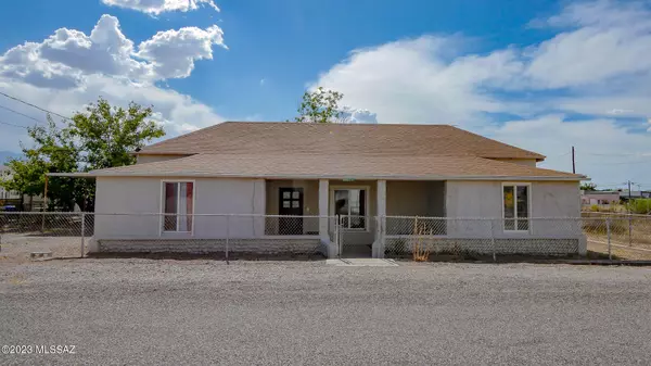 2260 S 1st Avenue, Solomon, AZ 85551