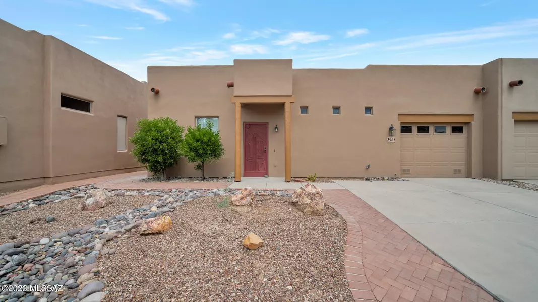 3965 S Calle Viva, Green Valley, AZ 85614