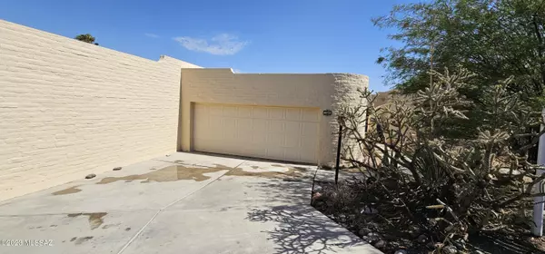 5670 E Paseo De La Pereza, Tucson, AZ 85750